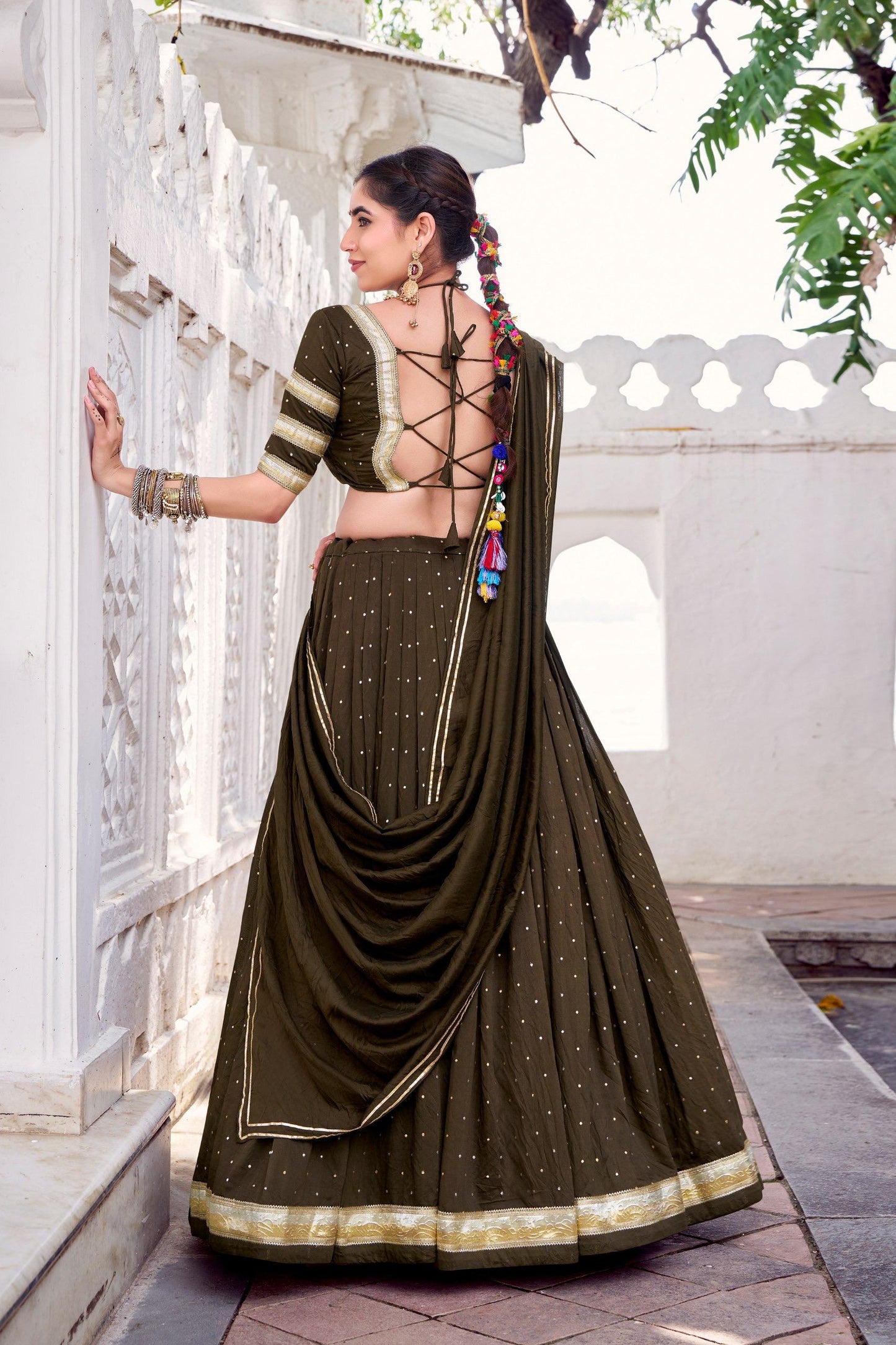 Mehendi Classics Navratri Lehenga