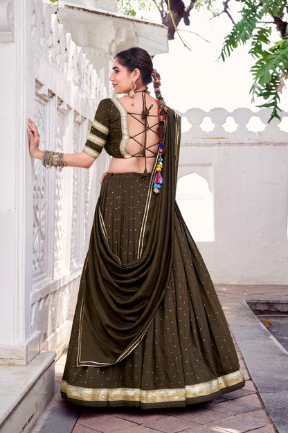 Mehendi Classics Navratri Lehenga