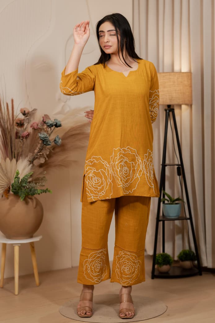 Yellow Elegant Thread Cord Set