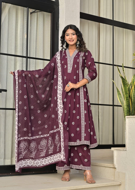 Summer Wear Cotton Kurti Set For Women