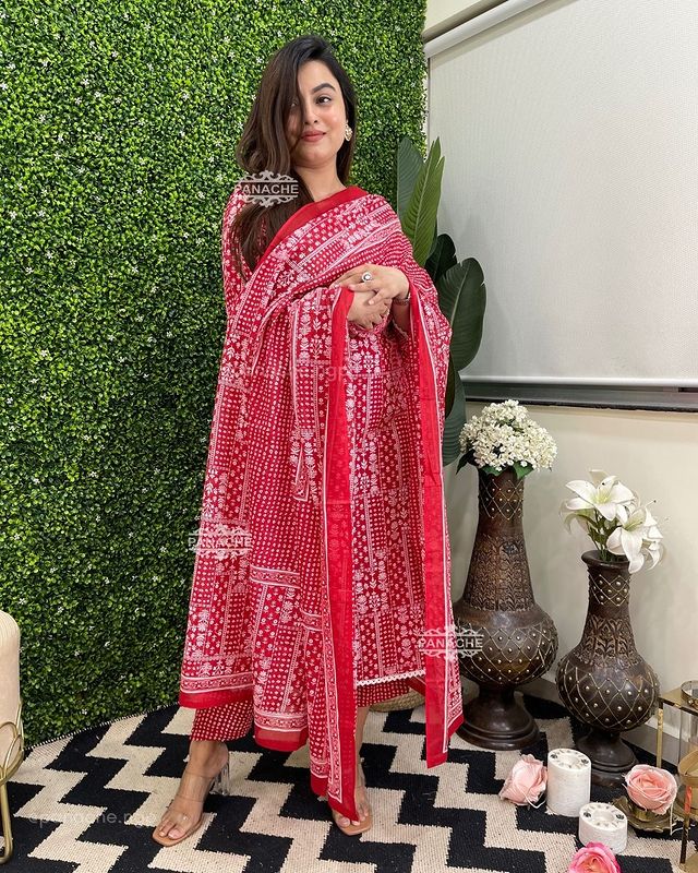 Pink Beautiful Printed Pure Cotton Kurti