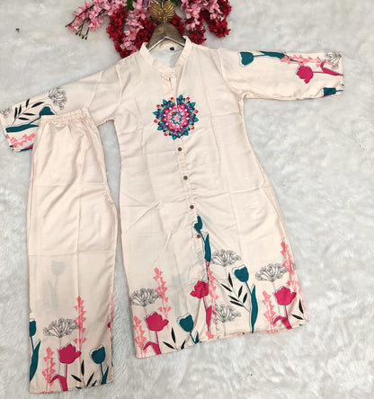 Graceful Summer Wear Floral Printed Co-Ord Set