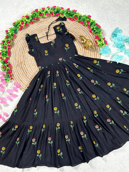 Black Embroidery Cotton One Piece Dress
