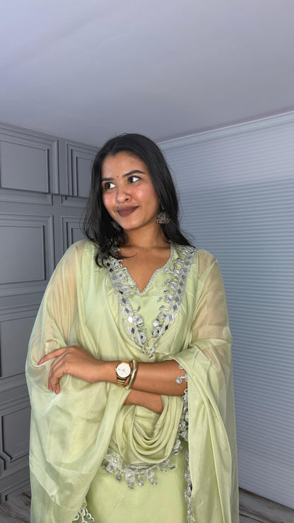 Pista Premium Quality Tebby Silk Suits