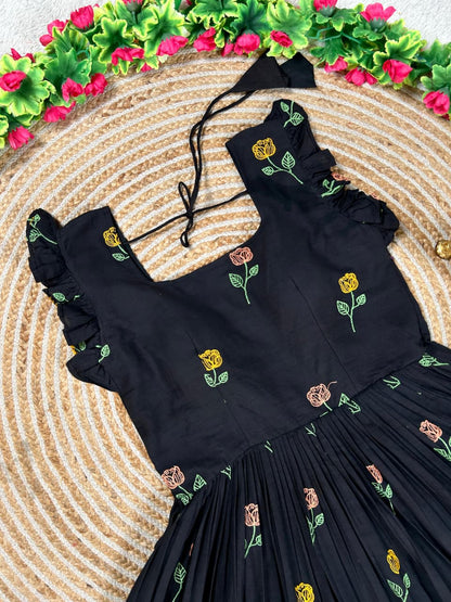 Black Embroidery Cotton One Piece Dress