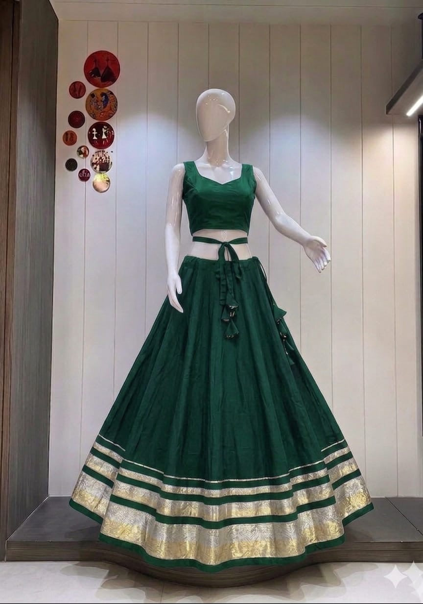 Sona Chandi Lace 8-Metre Flared Navratri Chaniya Choli Set