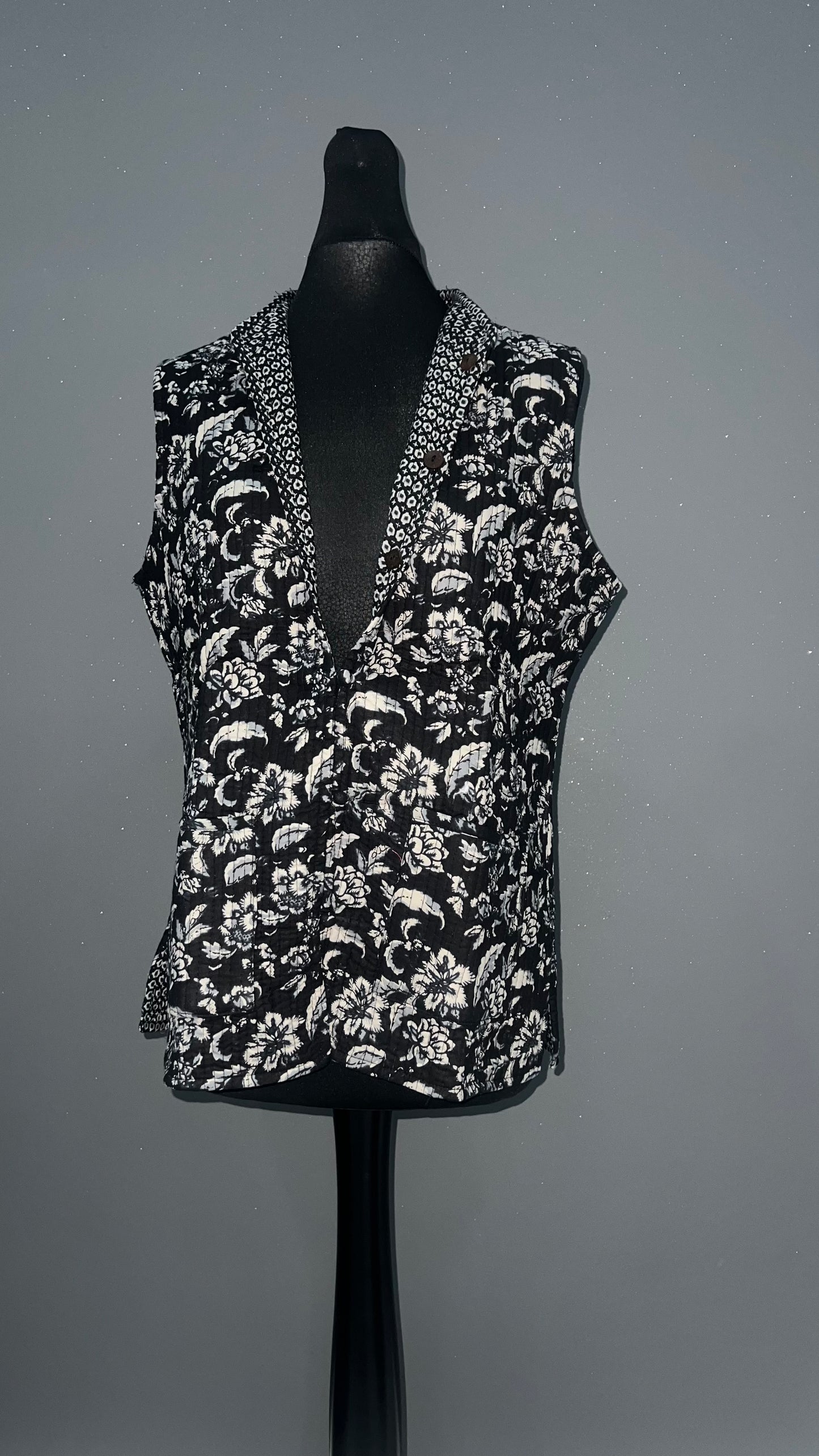 Black Floral Reversible Quilted Cotton Jacket
