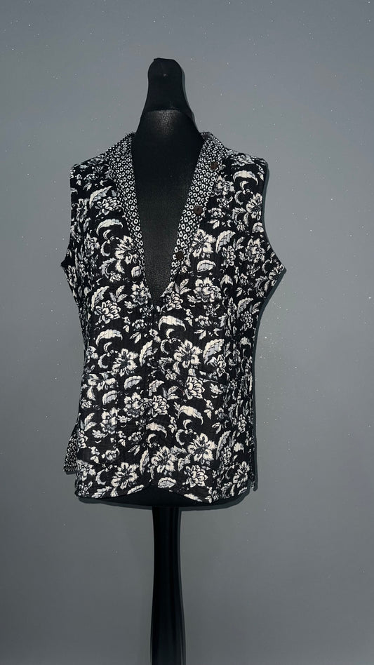Black Floral Reversible Quilted Cotton Jacket