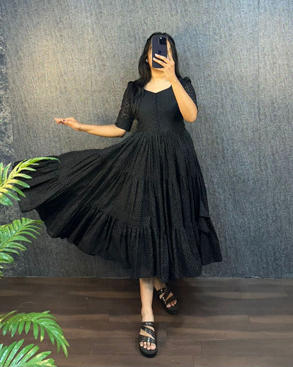 Black Exclusive Midi Master Dress