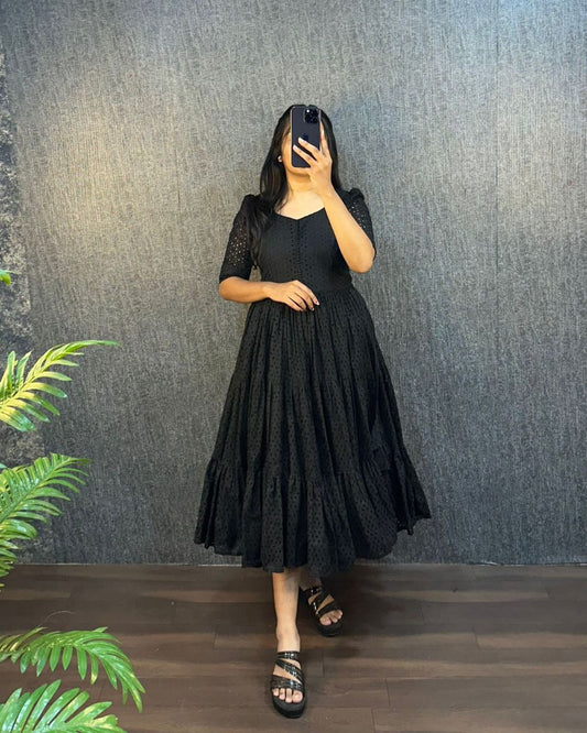 Black Exclusive Midi Master Dress