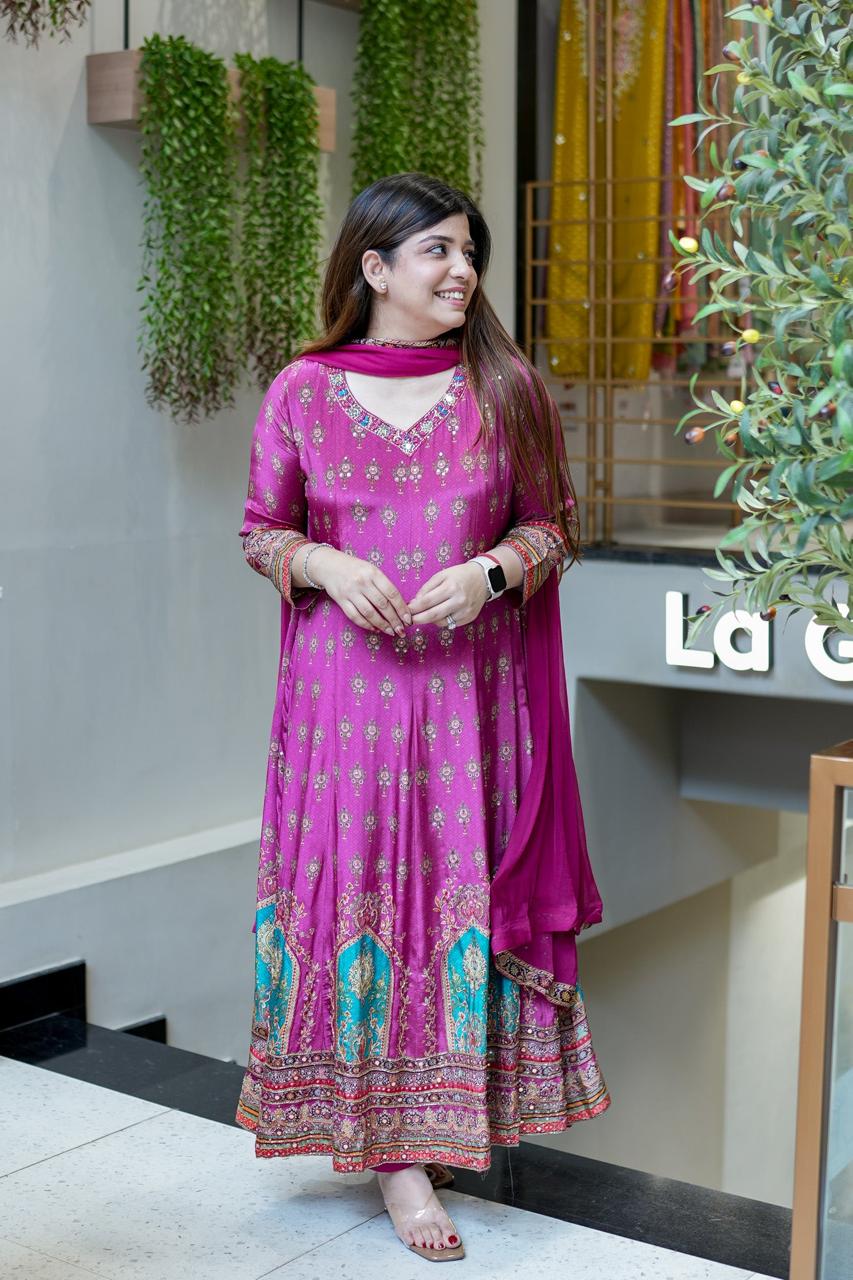 Pink Elegant Digital Print Anarkali Kurta