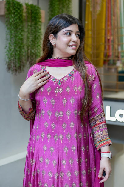 Pink Elegant Digital Print Anarkali Kurta