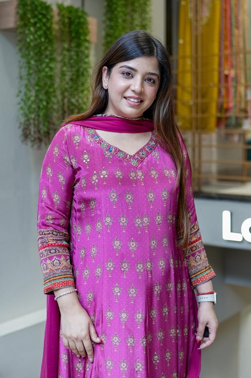 Pink Elegant Digital Print Anarkali Kurta