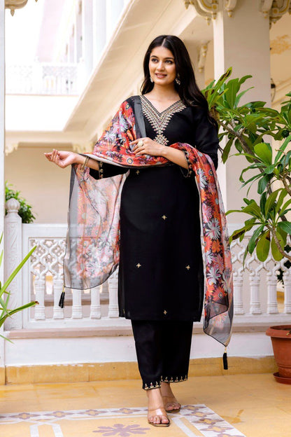 Black Embroidered V-Neck Kurti Pant