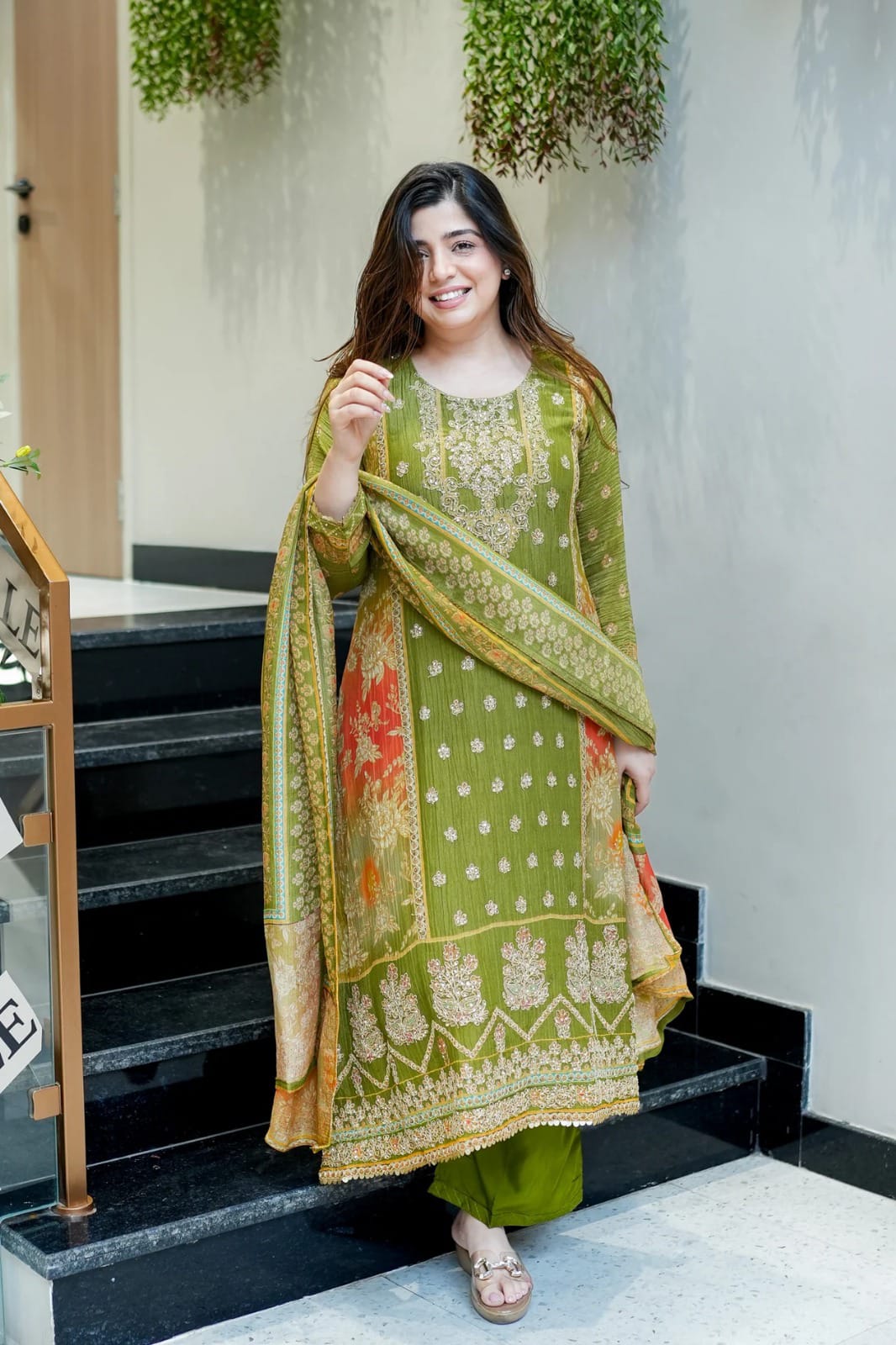 Olive Premium Chinon Kurti Pant & Dupatta