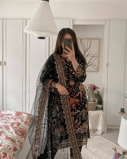 Black Heavy Fuax Georgette Pakistani Suit