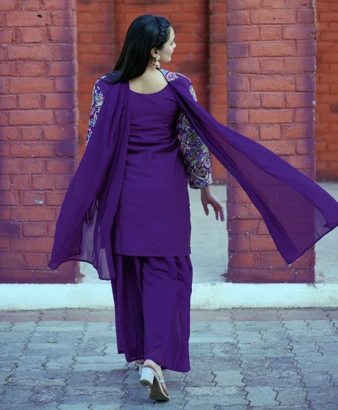 Purple Elegant Tapeta Silk Sharara