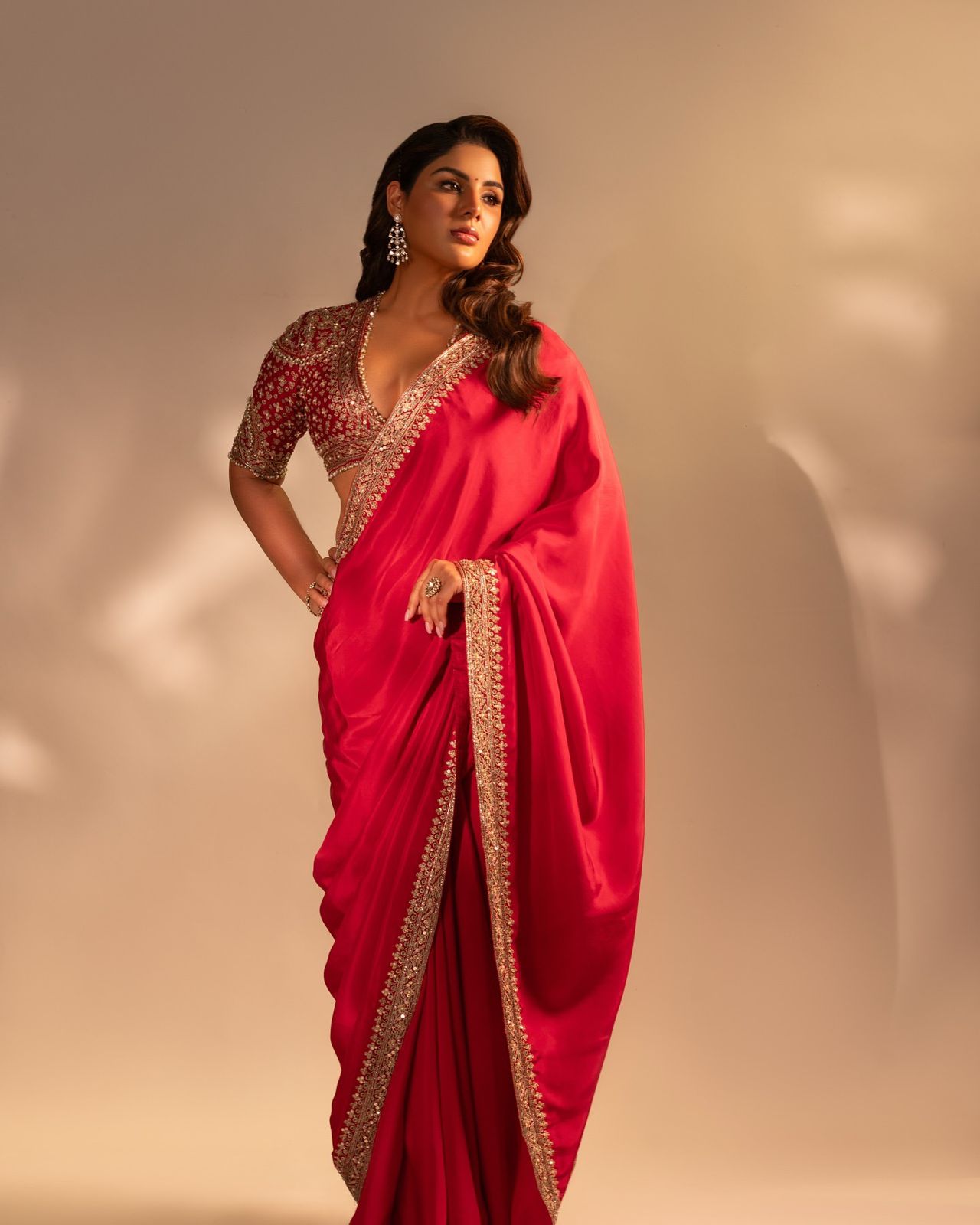 Red Real Modeling Silk Saree