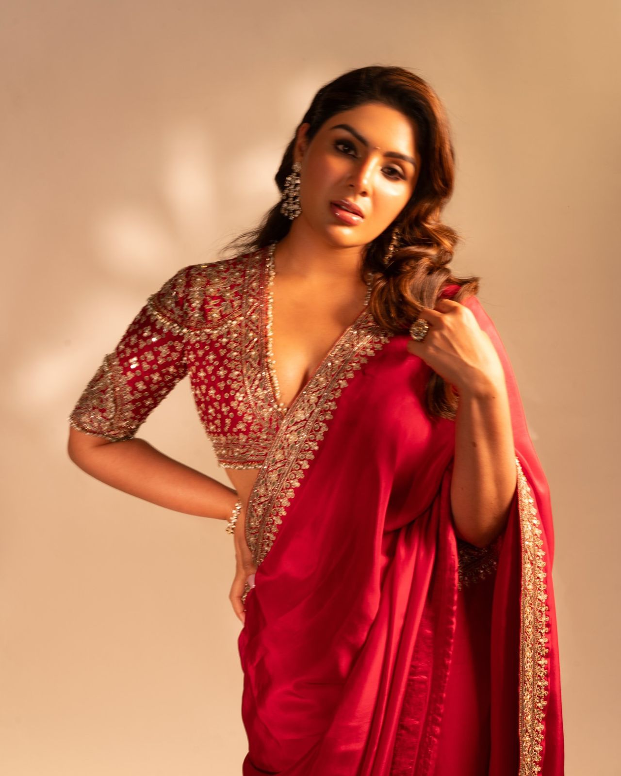 Red Real Modeling Silk Saree