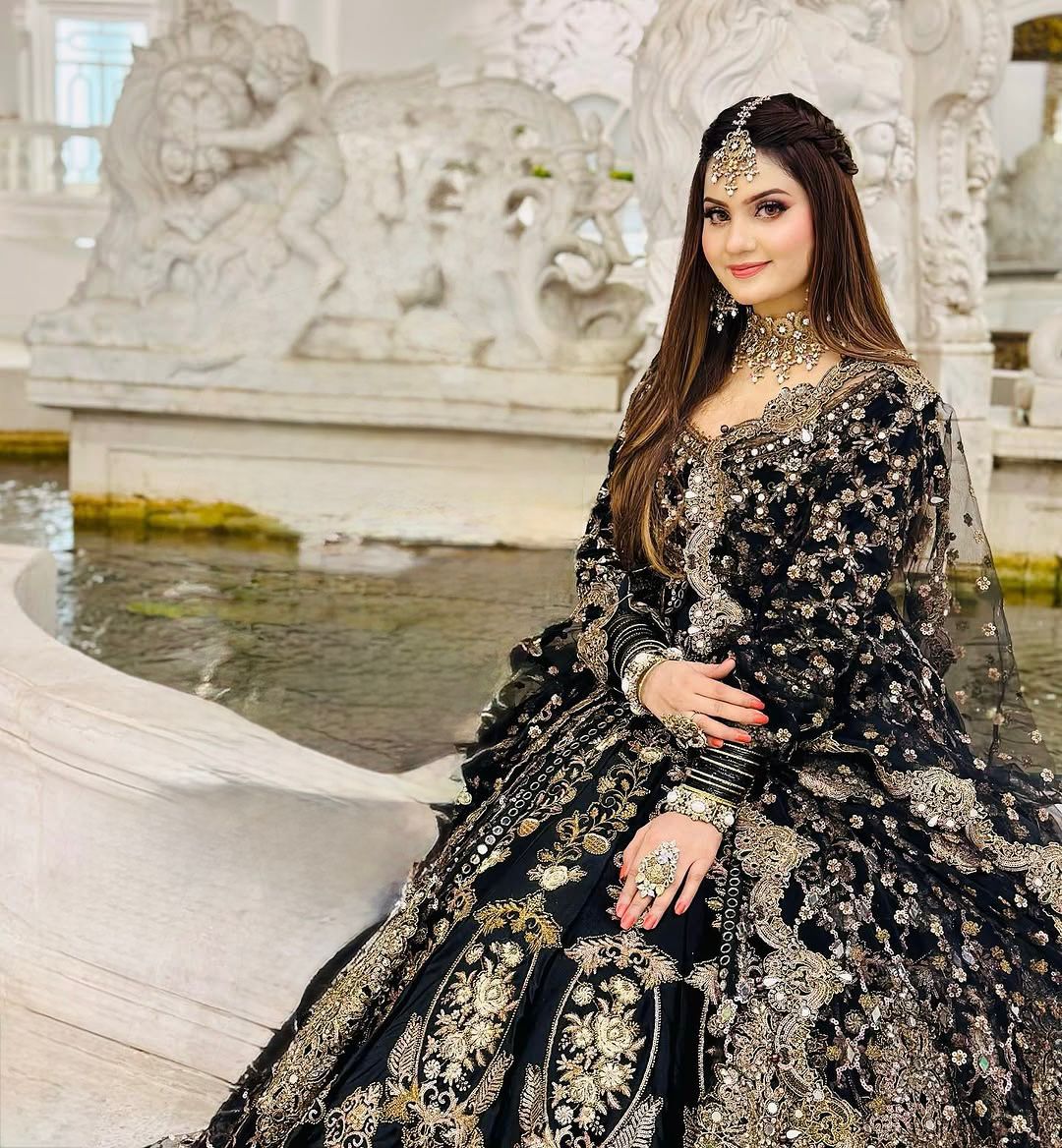 Black Bridal Wear Heavy Lehenga